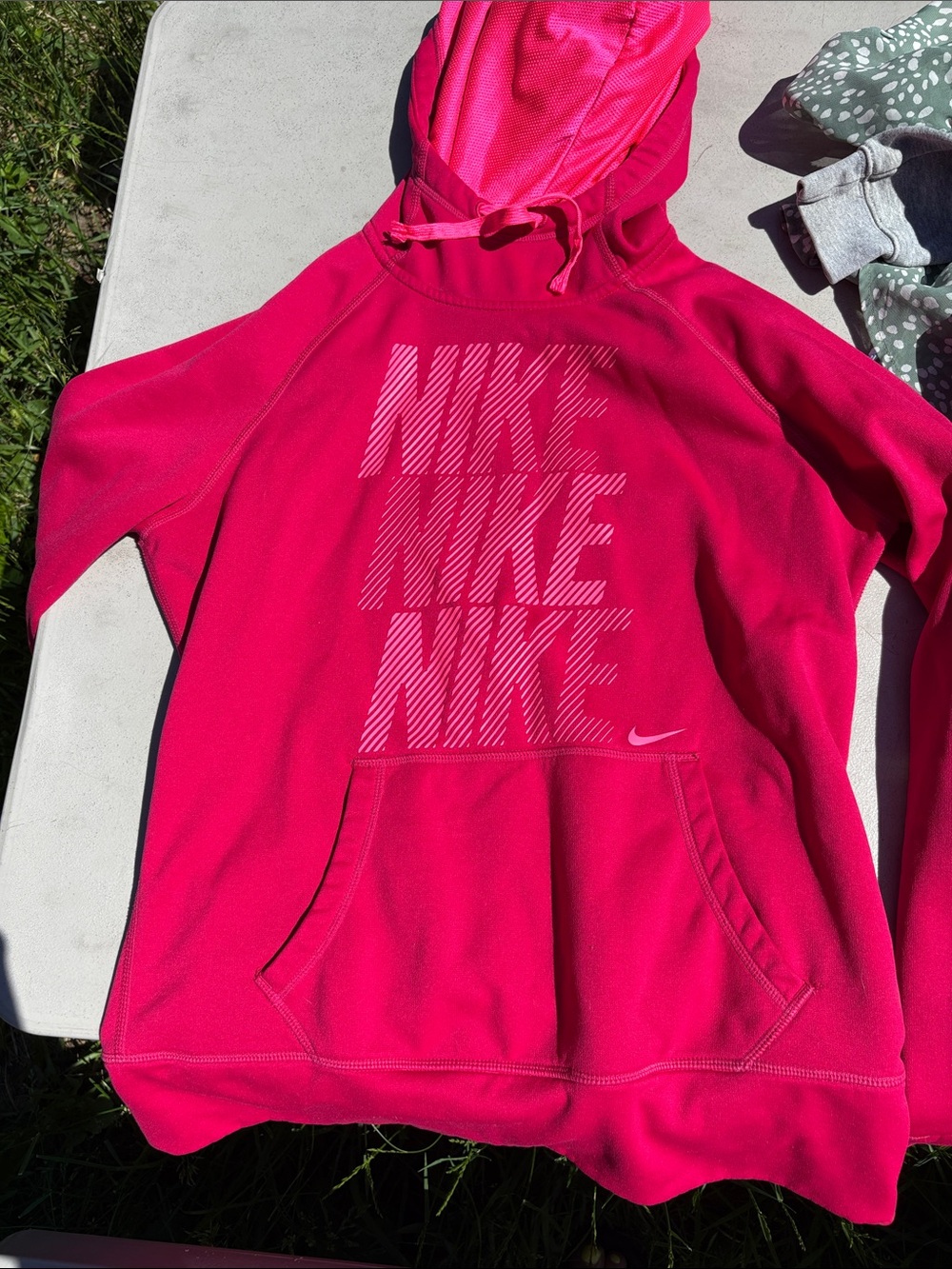 Nike Hot Pink Graphic Pullover Hoodie
